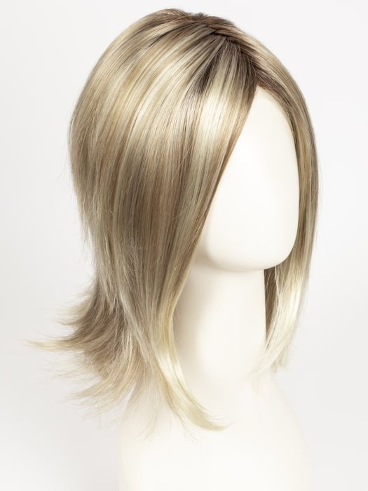 22F16S8 VENICE BLONDE | Light Ash Blonde and Light Natural Blonde Blend, Shaded with Medium Brown