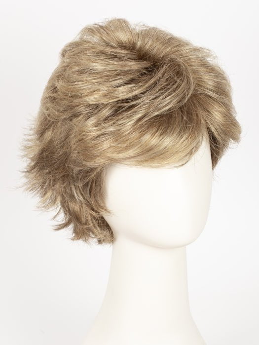 GL15-26 BUTTERED TOAST | Medium Blonde with Light Blonde Highlights