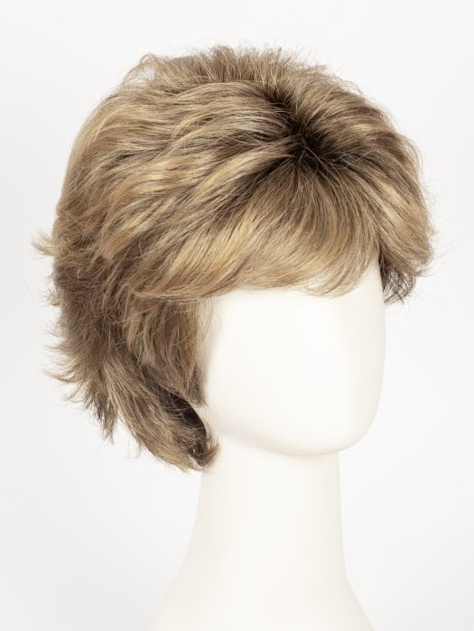 GL14-16SS HONEY TOAST | Chestnut Brown base blends into multi-dimensional tones of Medium Brown and Dark Golden Blonde