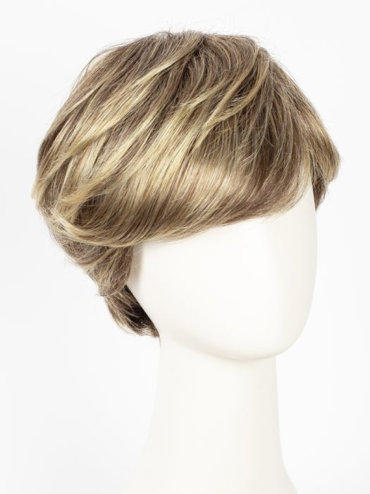 GL11-25SS HONEY PECAN | Chestnut Brown base blends into multi-dimensional tones of Brown and Golden Blonde