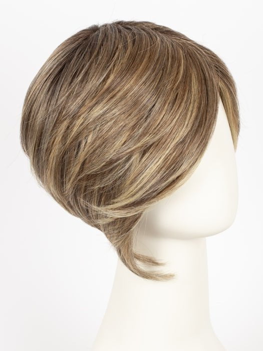 GF11-25SS HONEY PECAN | Chestnut Brown base blends into multi-dimensional tones of Brown and Golden Blonde