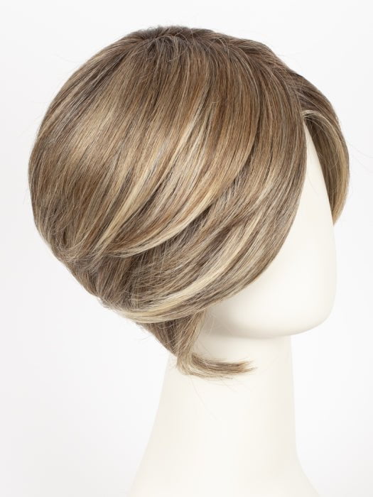 GF12-22SS SHADED CAPPUCCINO | Light Golden Brown Evenly Blended with Cool Platinum Blonde Highlights with Dark Roots