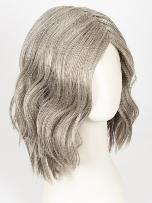 GF119 SILVER AND SMOKE | Light Brown With 80% Gray in Front Gradually Blended Into 50% Gray in Nape Area