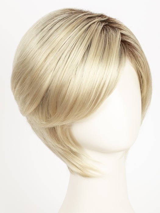 CHAMPAGNE-R | Light Beige Blonde, Medium Honey Blonde, and Platinum Blonde blend with Dark Roots