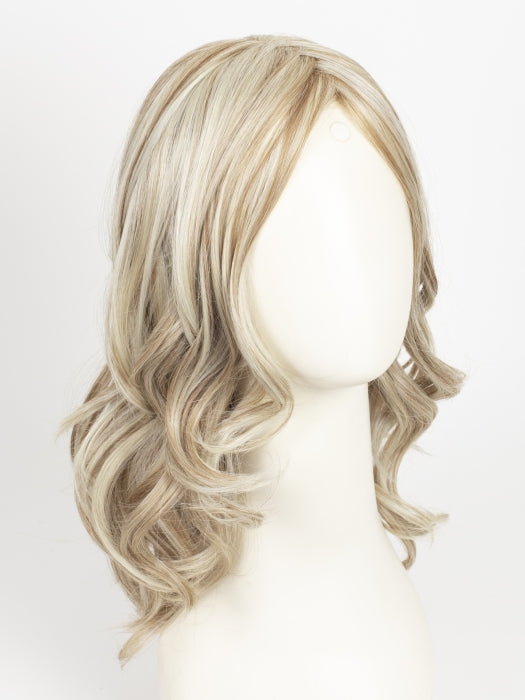 COOL CHAMPAGNE BLONDE | Medium Ash Blonde with Champagne and Cream Soda Blonde, with Cool Blonde and Platinum Highlights