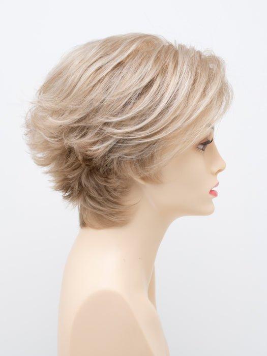 LIGHT-BLONDE | 2 toned blend of Creamy Blonde with Champagne highlights