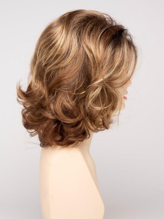 GOLDEN NUTMEG | Medium Brown roots with overall Warm Cinnamon base and Golden Blonde hightlights