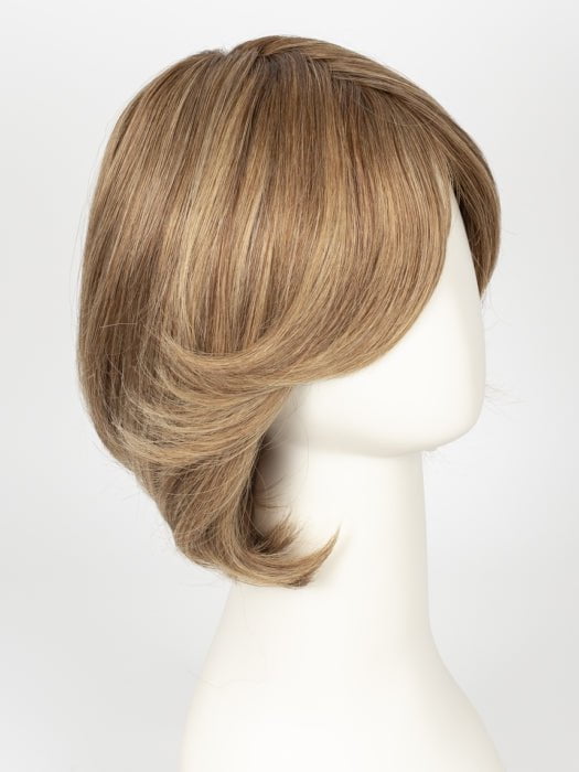 SS12/22 SHADED CAPPUCCINO | Light Golden Brown Evenly Blended with Cool Platinum Blonde Highlights and Dark Roots