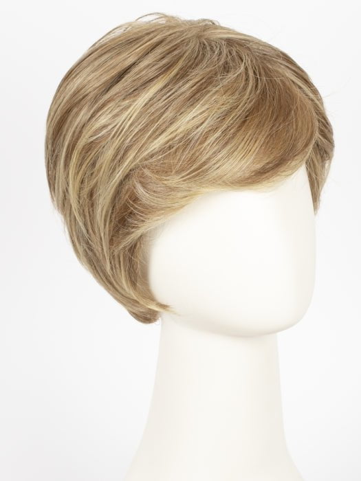 RL13/88 GOLDEN PECAN | Dark Golden Blonde Evenly Blended with Pale Blonde