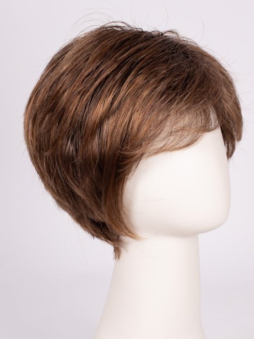 SS11/29 SHADED NUTMEG | Warm Medium Brown Evenly Blended with Ginger Blonde and Dark Roots