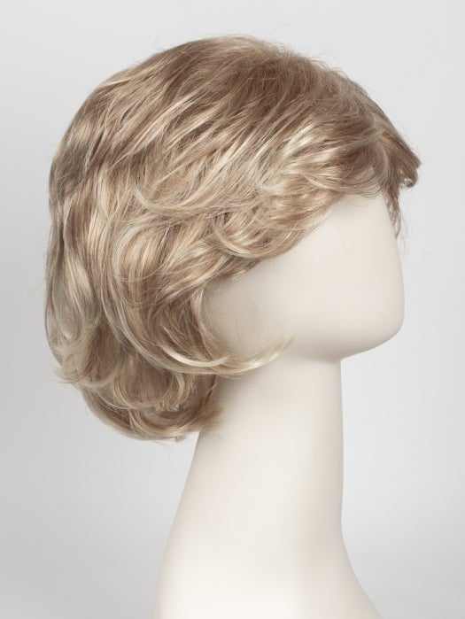 R14/88H GOLDEN WHEAT | Dark Blonde Evenly Blended with Pale Blonde Highlights