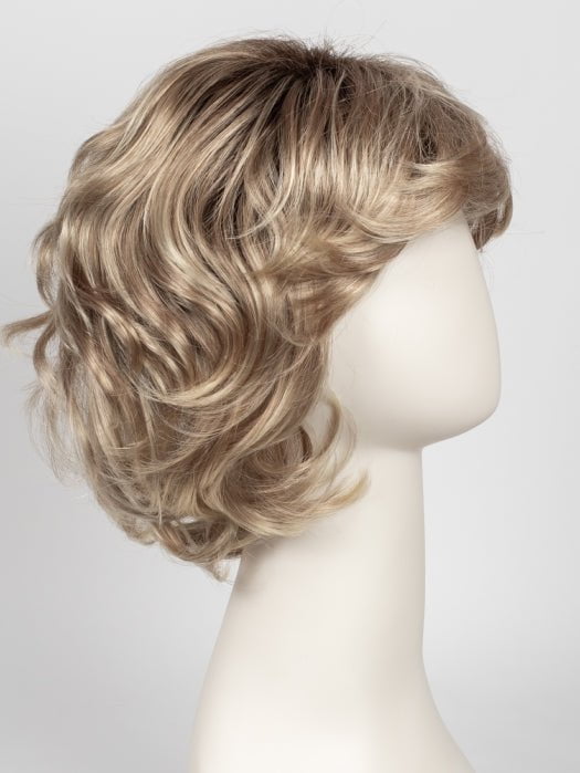 SS14/88 SHADED GOLDEN WHEAT | Dark Blonde Evenly Blended with Pale Blonde Highlights and Dark Roots