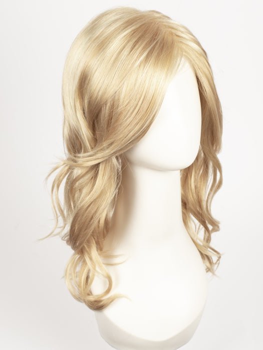 FS613/24B | Light Gold Blonde and Pale Natural Blonde Blend with Light Natural Blonde Highlights