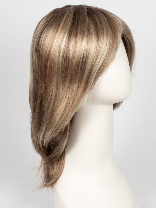 12FS8 | Light Gold Brown, Light Natural Gold Blonde and Pale Natural Gold-Blonde Blend, Shaded with Medium Brown