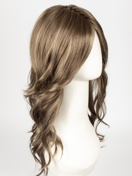 10RH16 ALMONDINE  | Light Brown with 33% Light Natural Blonde Highlights