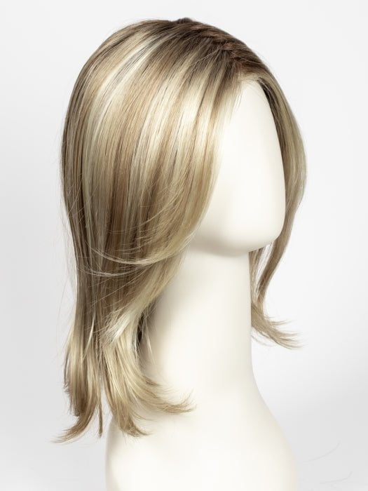 22F16S8 VENICE BLONDE | Light Ash Blonde and Light Natural Blonde Blend, Shaded with Medium Brown