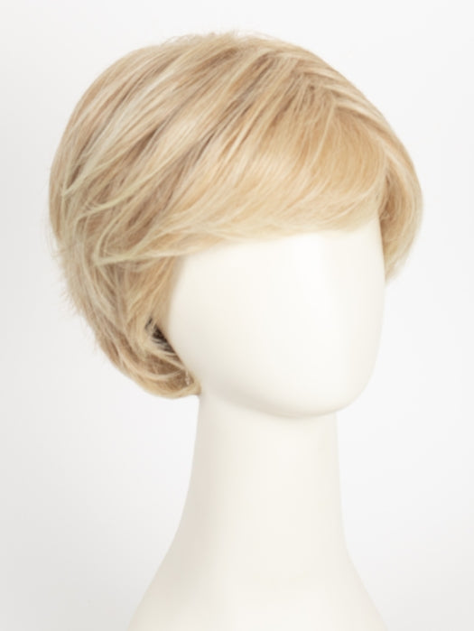 27T613F  | Medium Red-Gold Blonde and Pale Nat Gold Blonde Blend with Pale Tips and Medium Red-Gold Blonde Nape