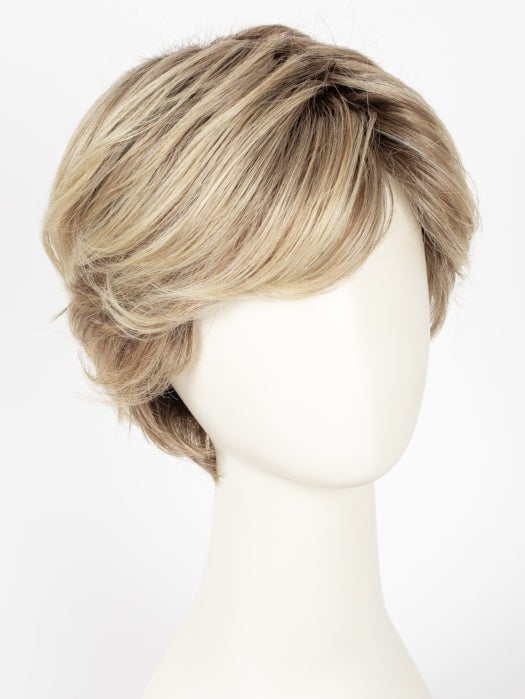 12FS8 | Light Gold Brown, Light Natural Gold Blonde and Pale Natural Gold-Blonde Blend, Shaded with Medium Brown