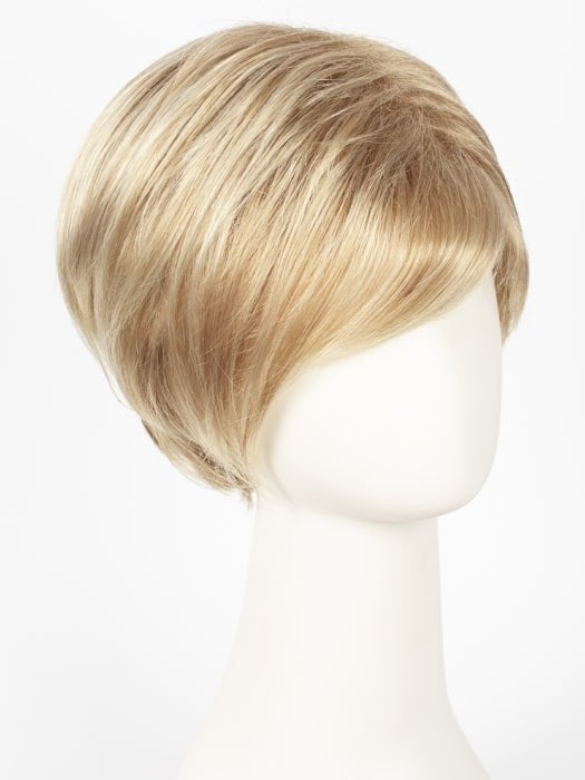 27T613F | Medium Red-Gold Blonde and Pale Nat Gold Blonde Blend with Pale Tips and Medium Red-Gold Blonde Nape