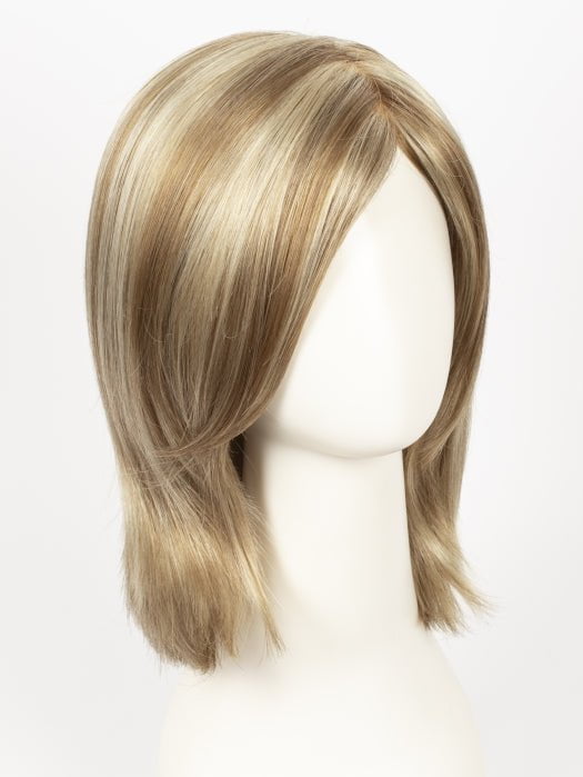 CREAMY TOFFEE R | Rooted Dark Blonde Evenly Blended with Light Platinum Blonde and Light Honey Blonde