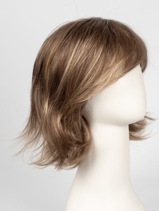 MOCHACCINO-R | Rooted Medium Warm Blonde with Chocolate Undertones and Creamy Blonde Highlights