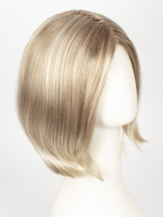 RH1488M | Golden Brown w/Dark Blonde Highlights on Top