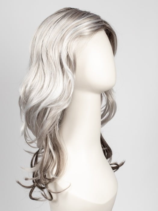 ICY-SHADOW | Iced Blonde dusted with Soft Sand and Golden Brown Underneath