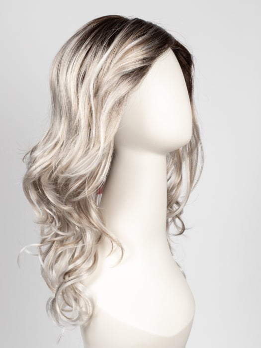 VANILLA-MACCHIATO | Light Chestnut Brown Base with Light Brown, Golden Blonde, and Icy Blonde Highlights