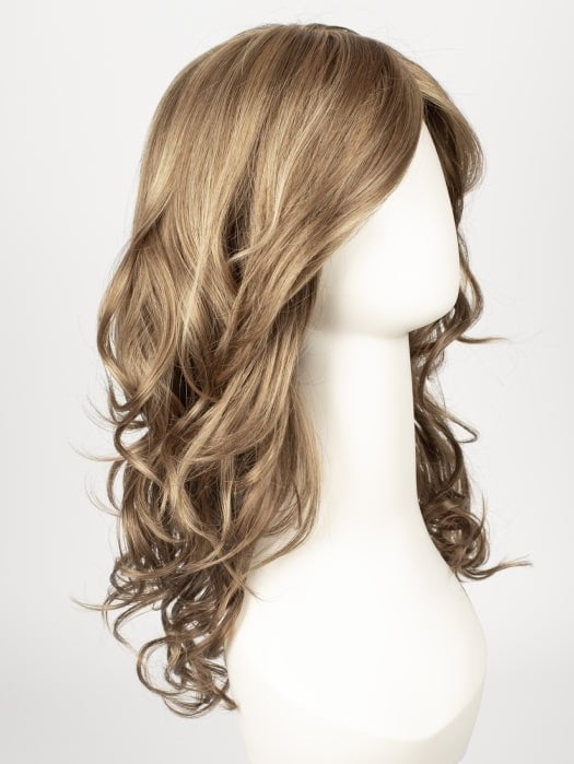 R12/26H | Light Brown w/Golden Blonde Highlights on Top