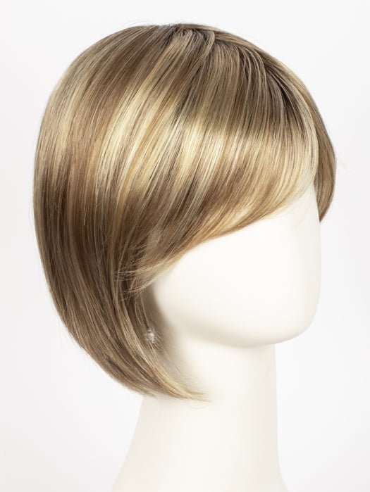 RH12/26RT4 | Light Brown w/Fine Golden Blonde Highlights And Dark Roots