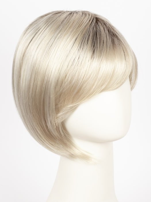 SUNLIT-BLONDE | Soft Blend of Sandy Blonde, Lightest Blonde and Iced Blonde with a Light Golden Brown Root