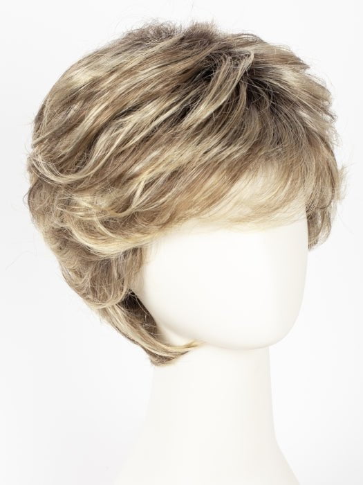 RH12/26RT4 | Light Brown w/Fine Golden Blonde Highlights And Dark Roots