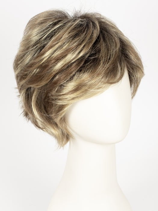 RH12/26RT4 | Light Brown w/Fine Golden Blonde Highlights And Dark Roots