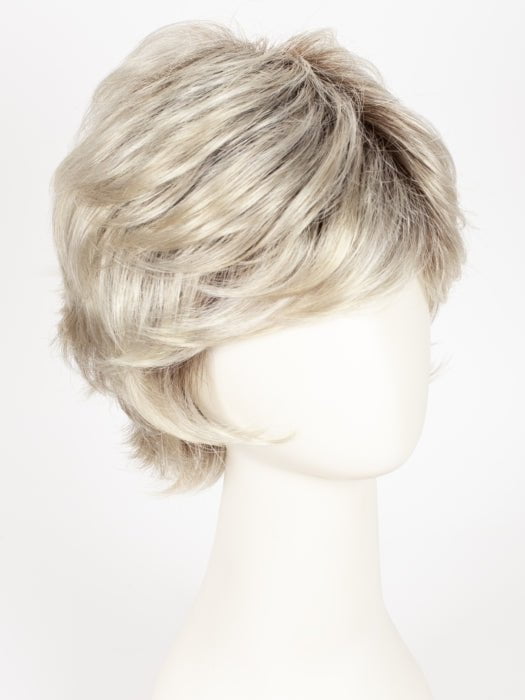 SUNLIT-BLONDE | Soft Blend of Sandy Blonde, Lightest Blonde and Iced Blonde with a Light Golden Brown Root