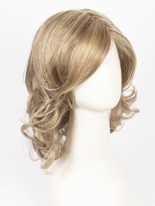 GL15-26 BUTTERED TOAST | Medium Blonde with Light Blonde Highlights