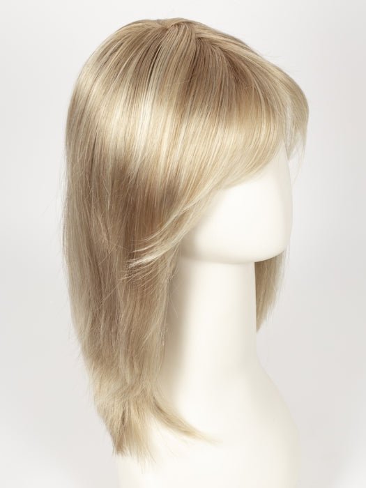 GL14-22SS SS SANDY BLONDE | Dark golden blonde base blends into multi-dimensional tones of medium gold blonde and light beige blonde