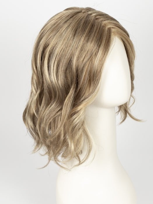 GL15-26 BUTTERED TOAST | Medium Blonde with Light Blonde Highlights