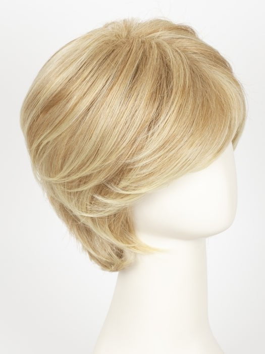 LIGHT BLONDE | Medium Blonde streaked with Pale Gold Highlights