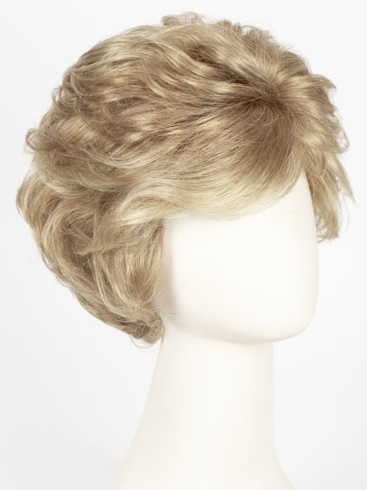 GL16-27 BUTTERED BISCUIT | Medium Blonde with Light Gold Highlights