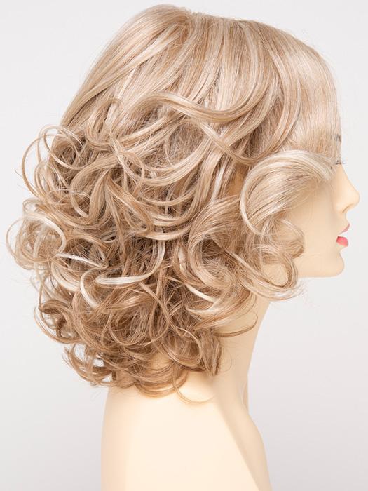 LIGHT-BLONDE | 2 toned blend of Creamy Blonde with Champagne highlights