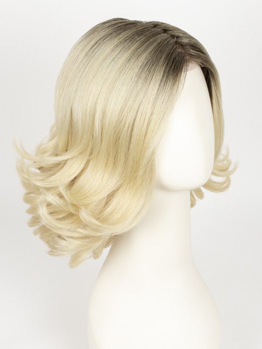 MC613SS VANILLA BEAN | Light Blonde with Darker Root