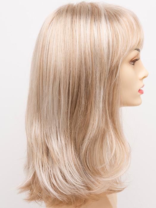 LIGHT-BLONDE | 2 toned blend of Creamy Blonde with Champagne highlights