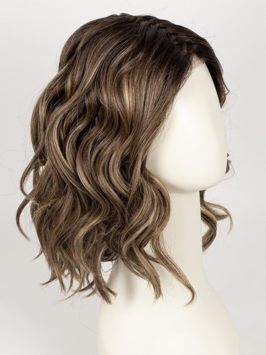 MC11SS BUTTER PECAN | Medium Brown with Golden Blonde Highlights