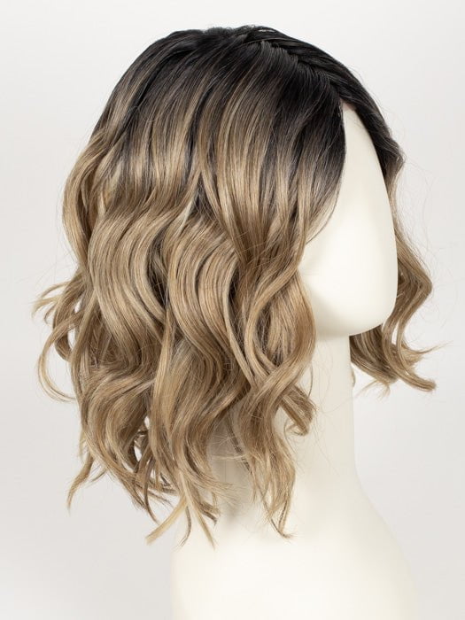 MC9/14SS CARAMEL LATTE | Caramel Blonde blended with a Darker Root