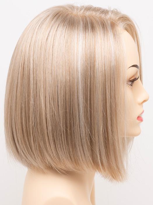 LIGHT-BLONDE | 2 toned blend of Creamy Blonde with Champagne highlights