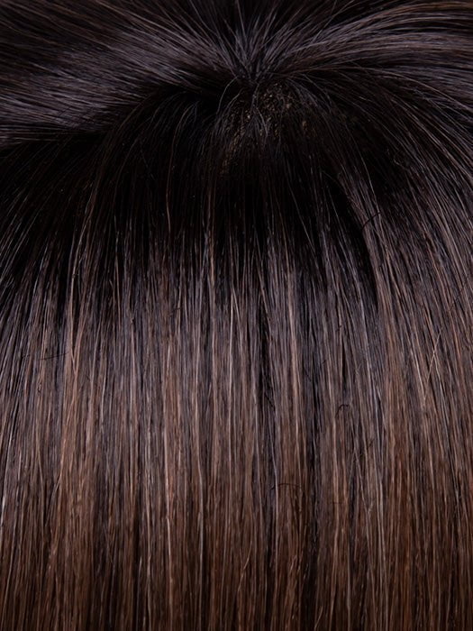 MACCHIATO | A blend of Chestnut Brown and Soft Dark Blonde with Dark Brown Roots