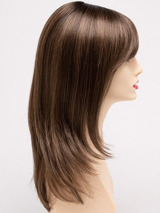 MACCHIATO | A blend of Chestnut Brown and Soft Dark Blonde with Dark Brown Roots