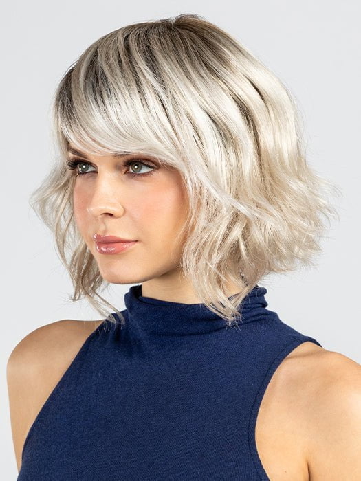 PLATINUM SHADOW | Light Blonde with Dark Roots