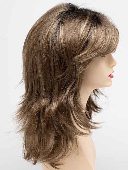 HONEY BREEZE | A blend of Cool, Honey Blonde and Multi-Dimensional Medium Brown with Darker Brown Roots