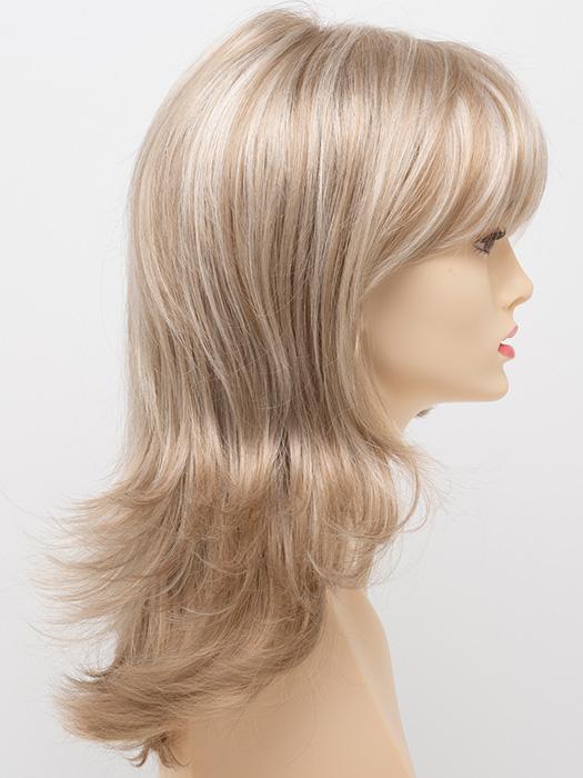 LIGHT BLONDE | 2 toned blend of Creamy Blonde with Champagne highlights